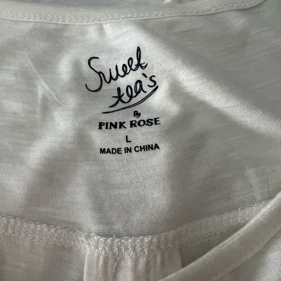 Sweet Tea by Pink Rose Cold Shoulder Ivory Tee Size L - Picture 6 of 11
